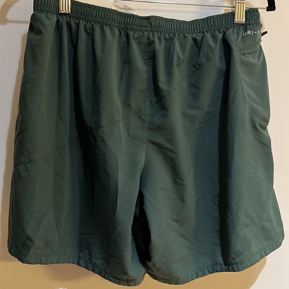 Nike Dri-fit shorts Sz XL - Picture 4 of 6